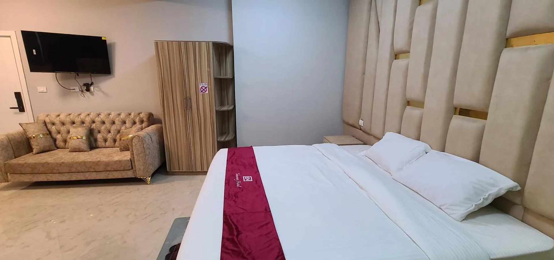 Nahusenay Hotel Addis Ababa