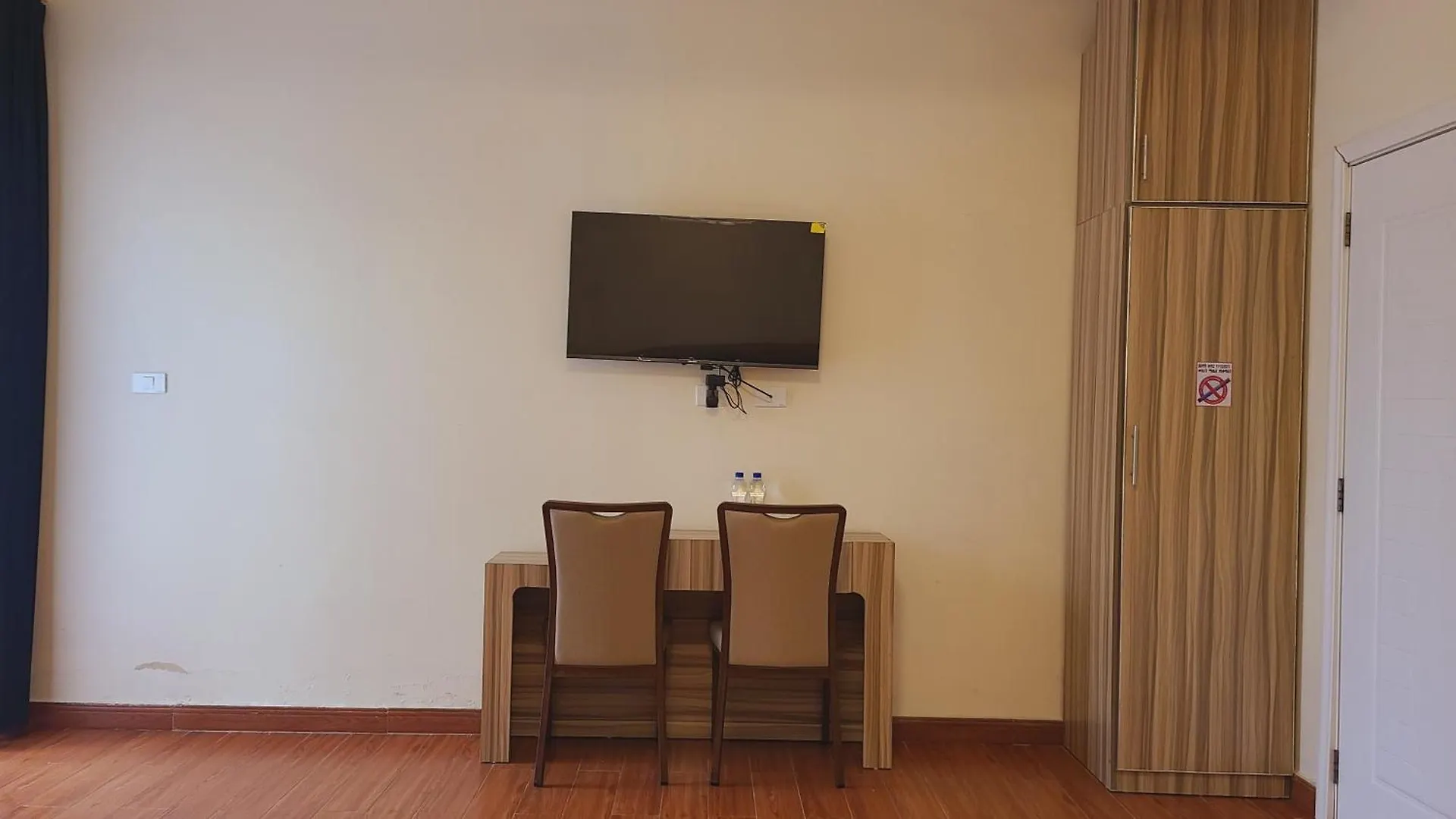 Nahusenay Hotel Addis Ababa